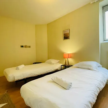 The Trench - Charming T3 In A Castle In The City Center * Tours